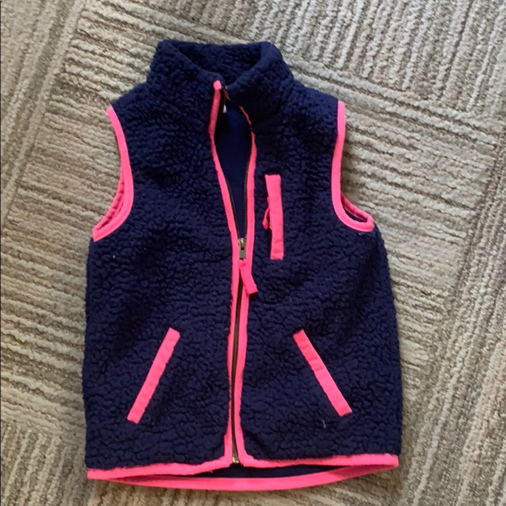 Warm little kid vest - age 6 - 7